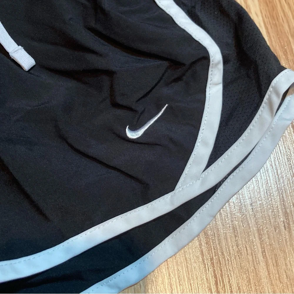 Nike Dri Fit shorts‎ child small
